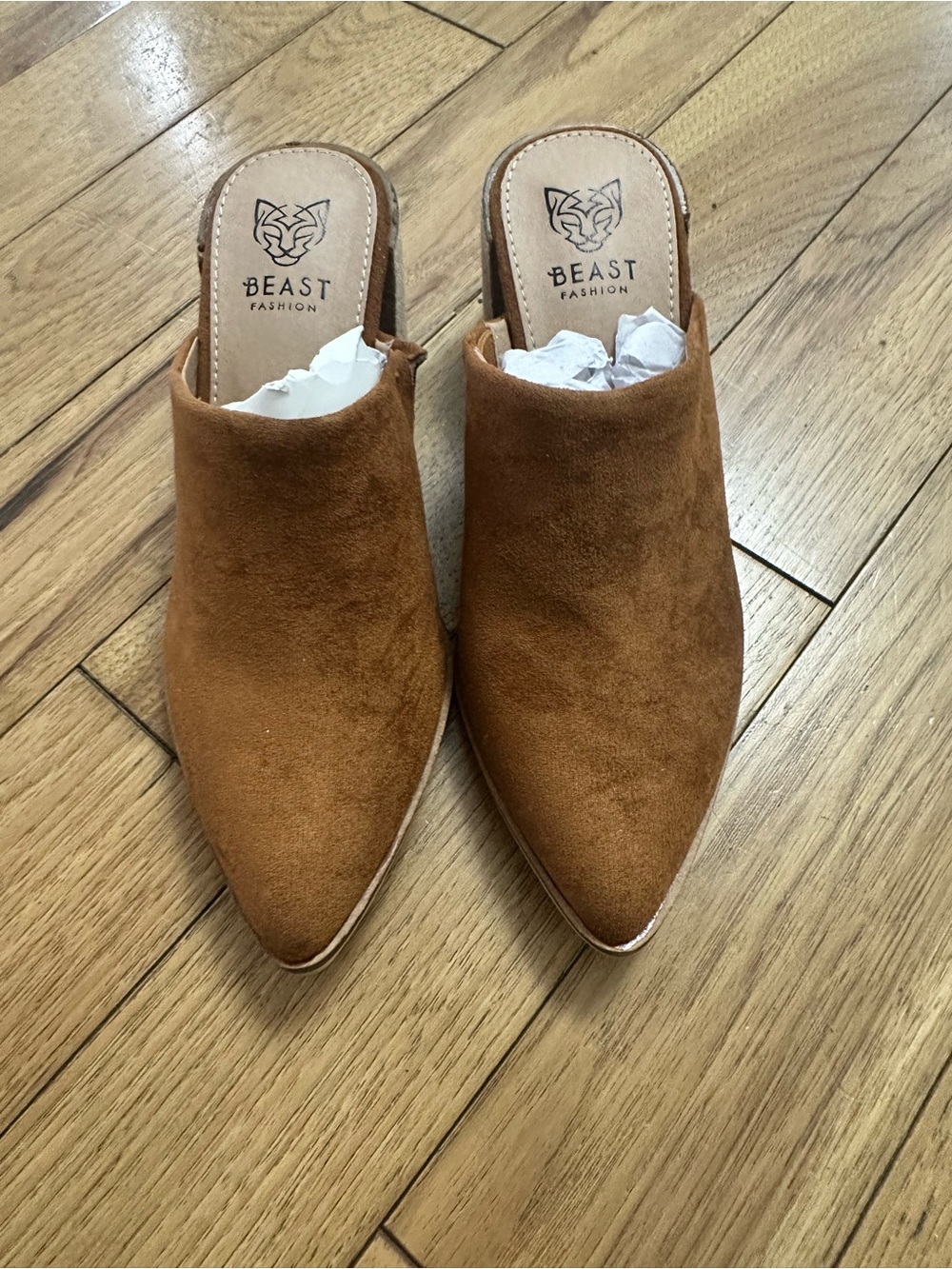 BEAST FASHION Women's Pointed Suede Mule Clog heels in Tan Brown size 5.5 new